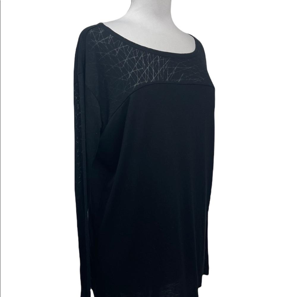 Nike Women's Black Sheer Athletic Athleisure Long Sleeve Top Size Large